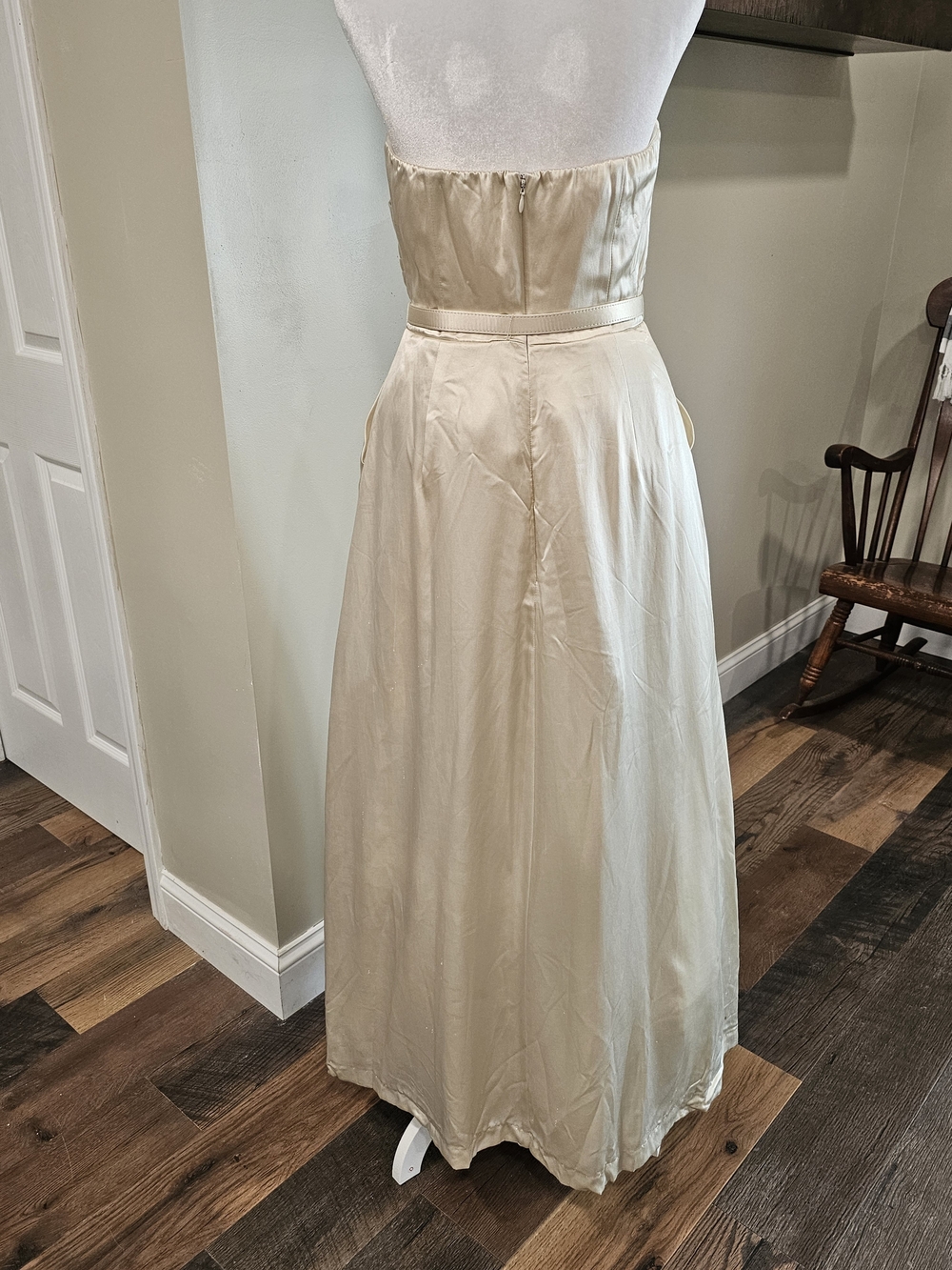 Strapless Champagne Silk Gown with Pockets | Size 8 - Picture 3 of 6